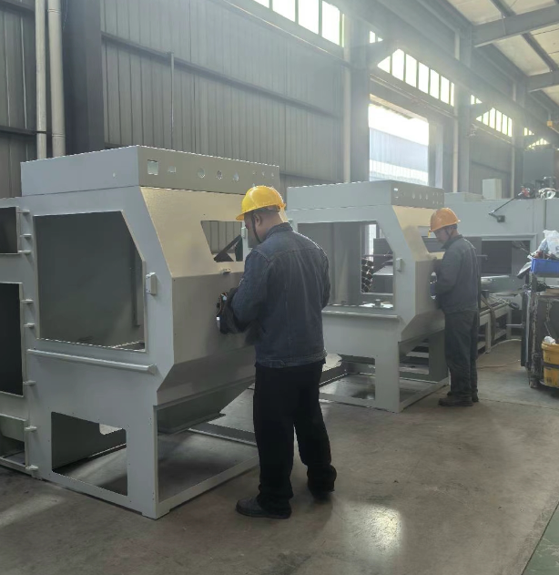 南阳喷砂机砂料选择攻略 适配不同工件