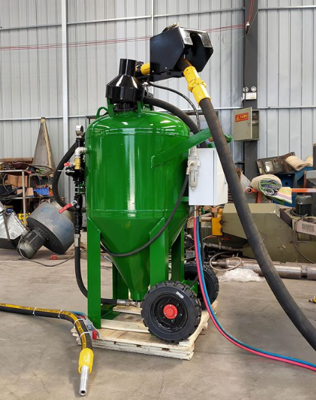 南阳移动式喷砂机 户外施工效率翻倍