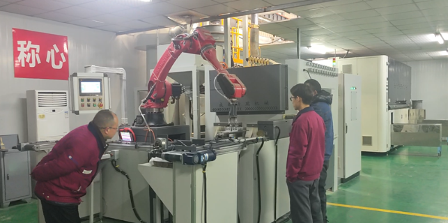 南阳干式喷砂机和湿式喷砂机 区别及适用场景